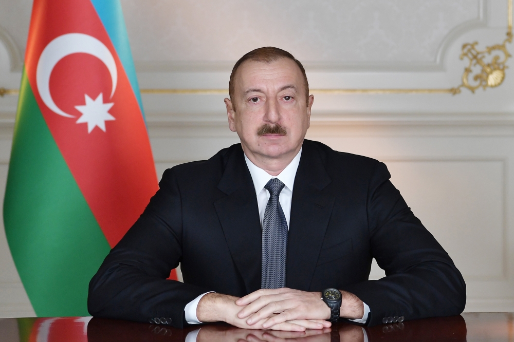 Presidet İlham Aliyev